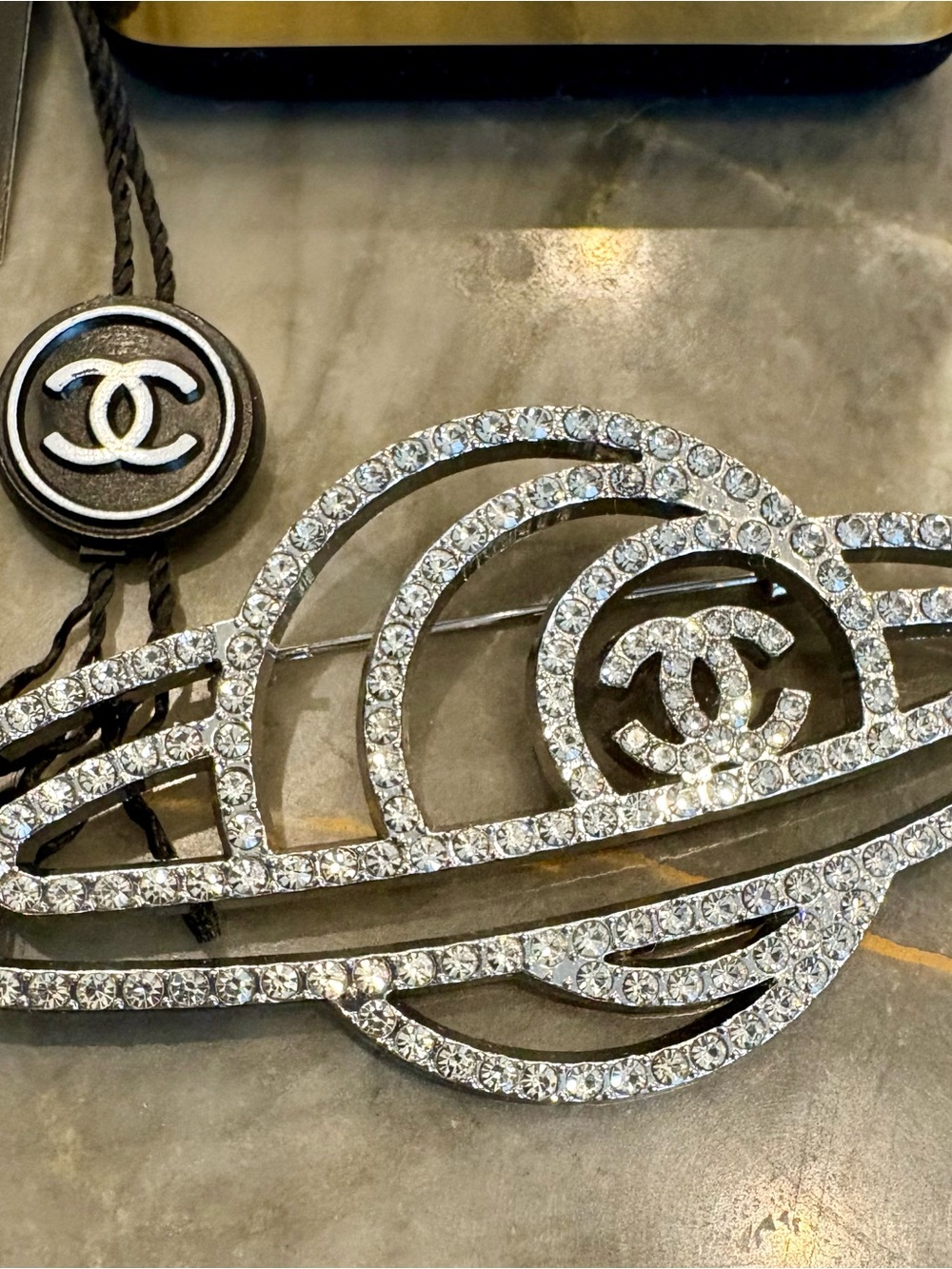 CHANEL Large Rhinestone Galaxy Planet Crystal Brooch White gold Shines Crazy ! - Picture 3 of 8